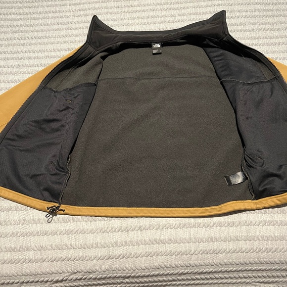 The North Face Tan and Black Jacket - Picture 3 of 8